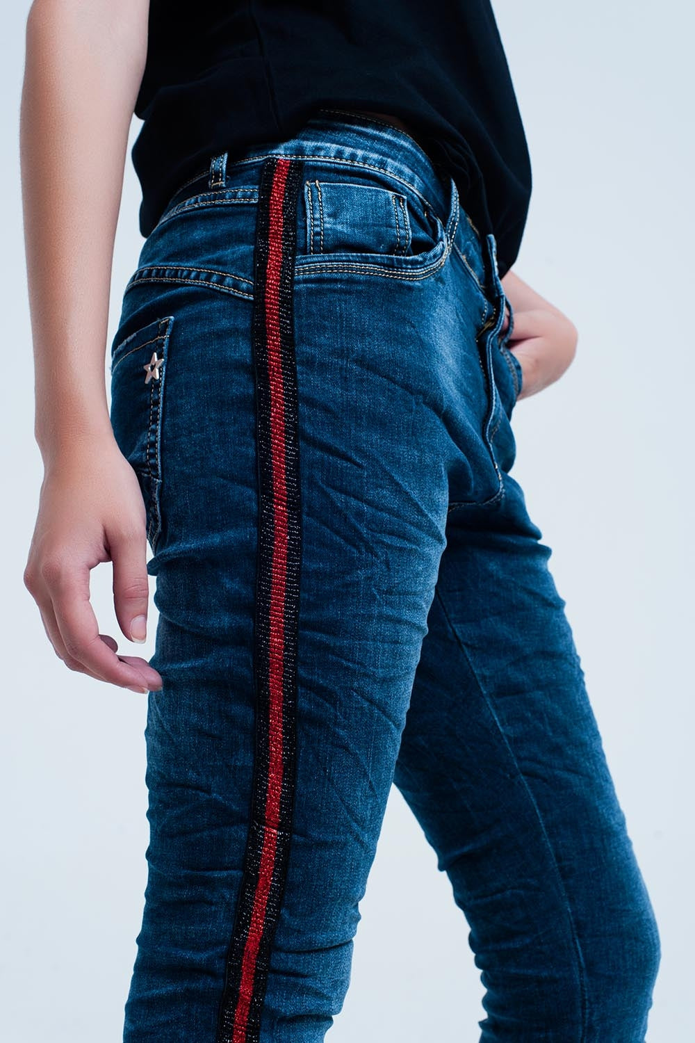 Dark Blue Boyfriend Jeans With Red Sideband